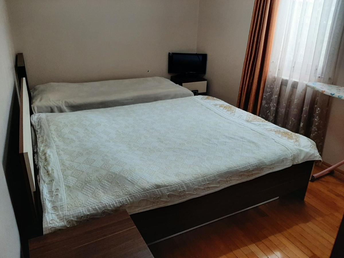 Mindia'S Apartment Batumi Esterno foto